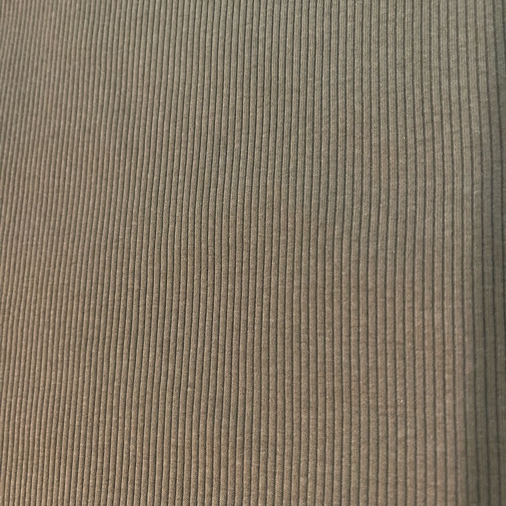 Express Olive Ribbed Crop Top - Picture 2 of 4